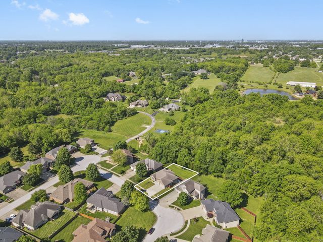 831 N Grapevine Road, Springfield, MO 65802