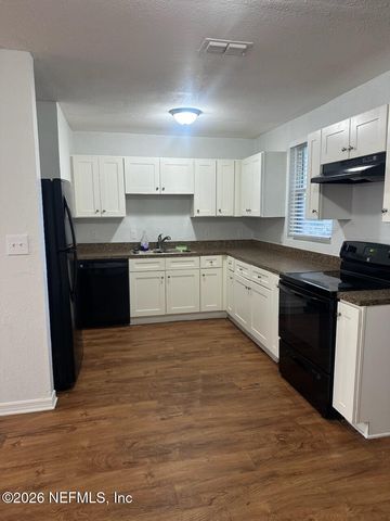 1551 MAR VIC Lane, Jacksonville, FL 32218