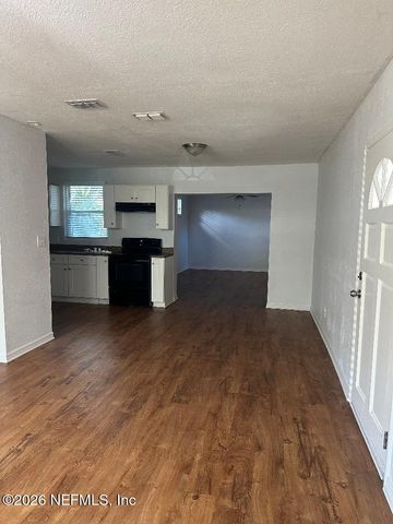 1551 MAR VIC Lane, Jacksonville, FL 32218