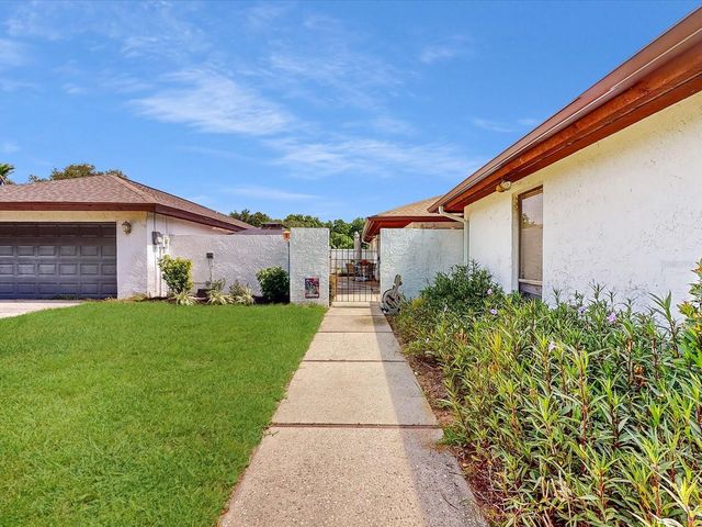 111 TUXFORD DRIVE, Haines City, FL 33844