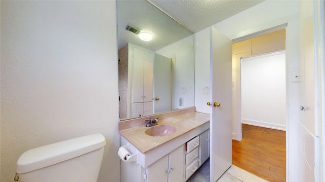 7004 Santa Maria Street, Houston, TX 77023