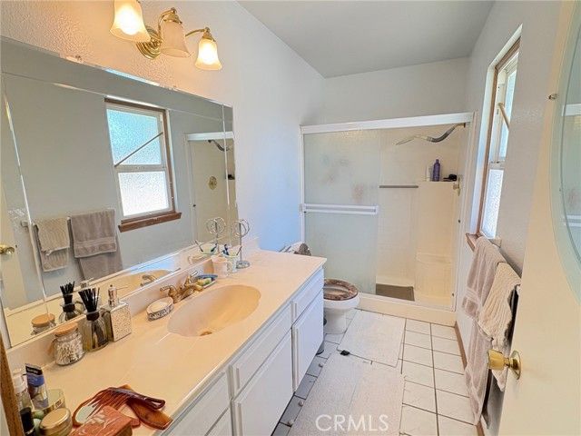 14195 Whispering Sands Drive, Victorville, CA 92392