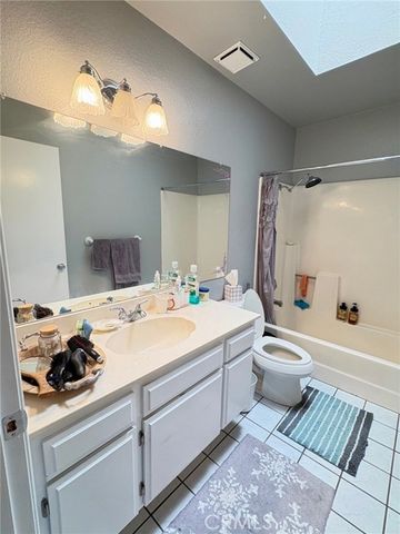 14195 Whispering Sands Drive, Victorville, CA 92392