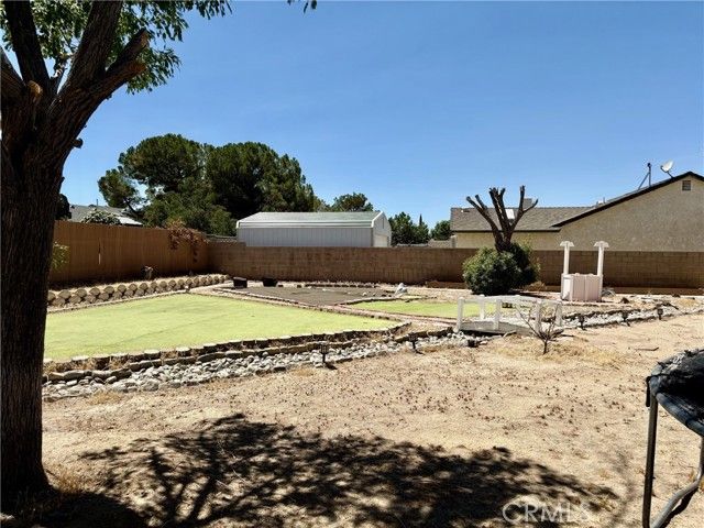 14195 Whispering Sands Drive, Victorville, CA 92392