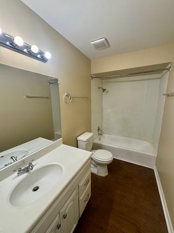22421 Arquilla Drive, Richton Park, IL 60471