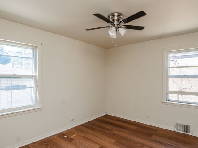 3719 W 81st Place, Chicago, IL 60652