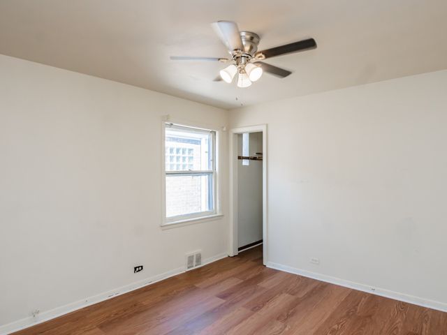 3719 W 81st Place, Chicago, IL 60652
