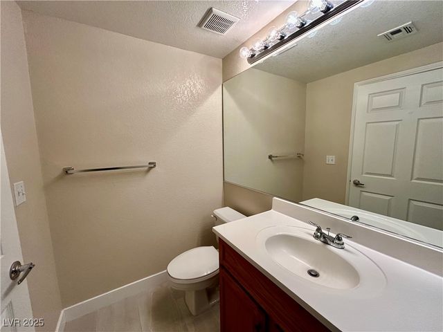 3320 FORT APACHE Road 136, Las Vegas, NV 89117