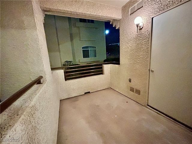 3320 FORT APACHE Road 136, Las Vegas, NV 89117