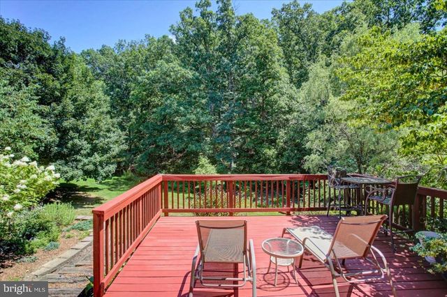 7946 GOLF VISTA DR, Greencastle, PA 17225