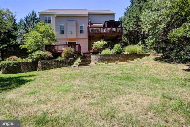7946 GOLF VISTA DR, Greencastle, PA 17225