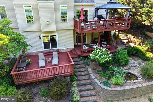 7946 GOLF VISTA DR, Greencastle, PA 17225