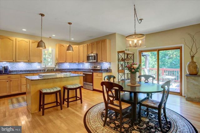 7946 GOLF VISTA DR, Greencastle, PA 17225
