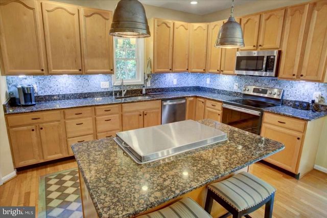 7946 GOLF VISTA DR, Greencastle, PA 17225