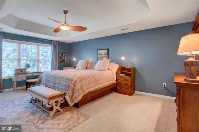 7946 GOLF VISTA DR, Greencastle, PA 17225
