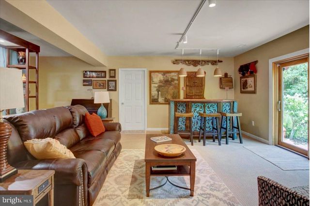 7946 GOLF VISTA DR, Greencastle, PA 17225
