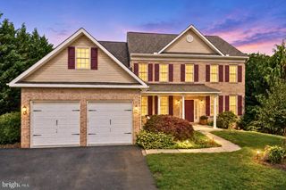 7946 GOLF VISTA DR, Greencastle, PA 17225