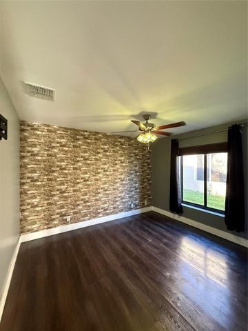 2702 E Orchard Circle, Davie, FL 33328