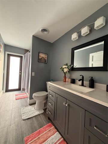 2702 E Orchard Circle, Davie, FL 33328