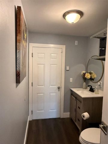 2702 E Orchard Circle, Davie, FL 33328