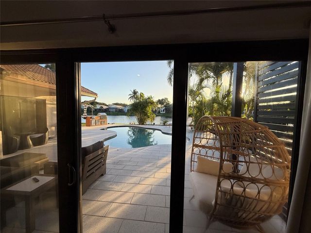 2702 E Orchard Circle, Davie, FL 33328