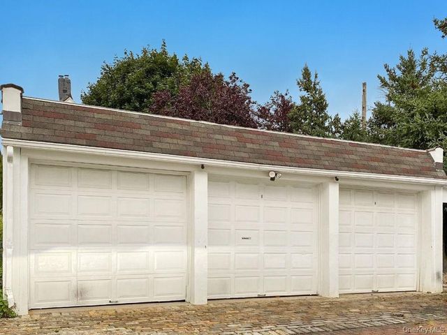 132 N 6th Avenue, Mount Vernon, NY 10550