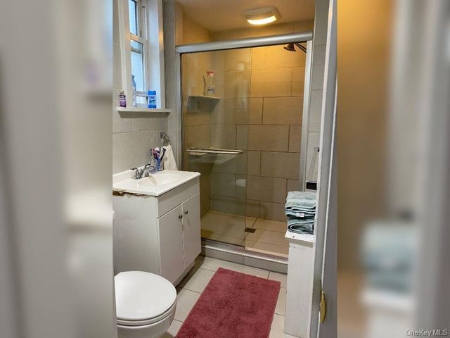 132 N 6th Avenue, Mount Vernon, NY 10550