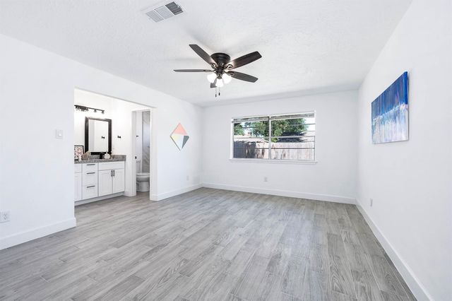 14310 Southline Road, Sugar Land, TX 77498