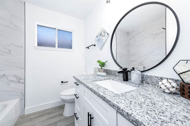 14310 Southline Road, Sugar Land, TX 77498