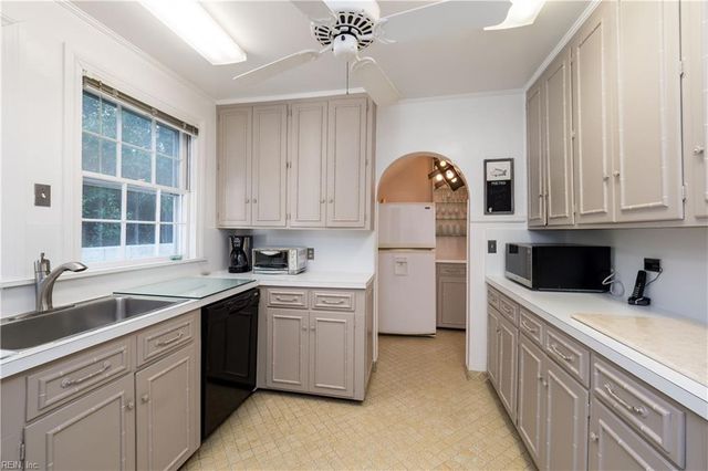 6904 Ocean Front AVE, Virginia Beach, VA 23451