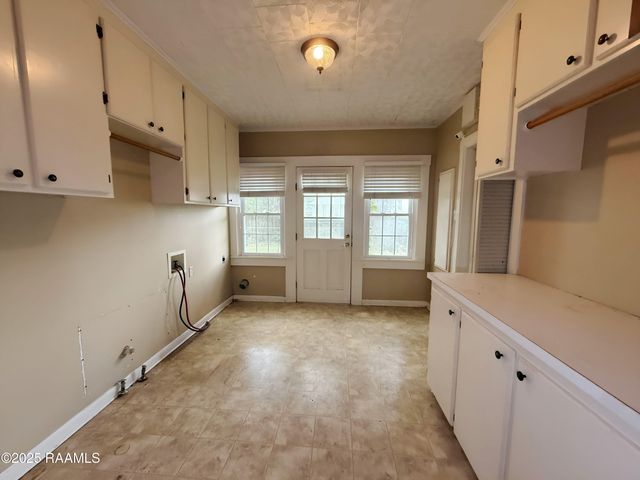 610 E Washington Street, Ville Platte, LA 70586