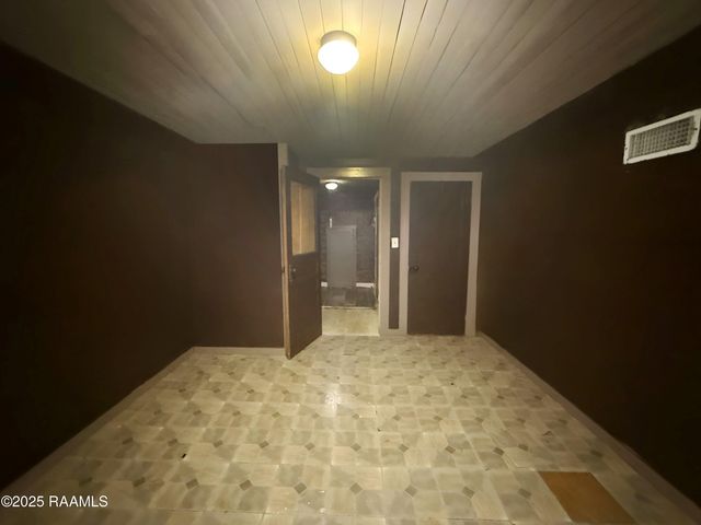 610 E Washington Street, Ville Platte, LA 70586