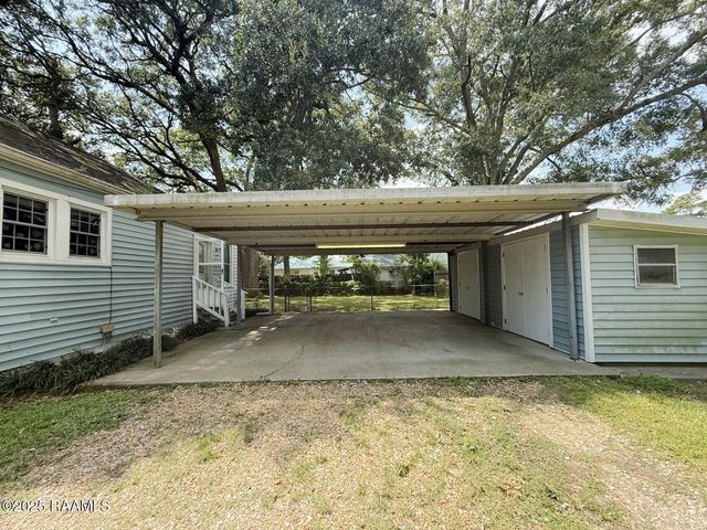 610 E Washington Street, Ville Platte, LA 70586
