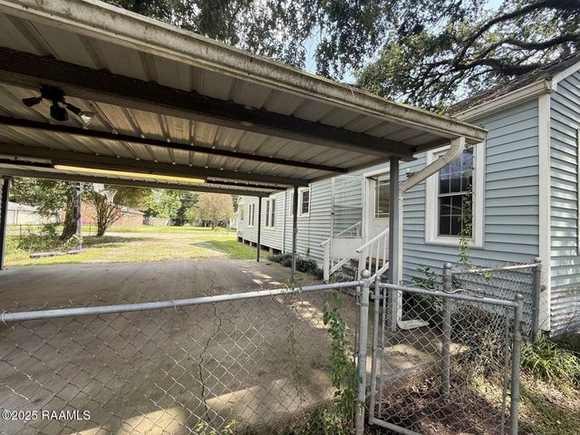 610 E Washington Street, Ville Platte, LA 70586