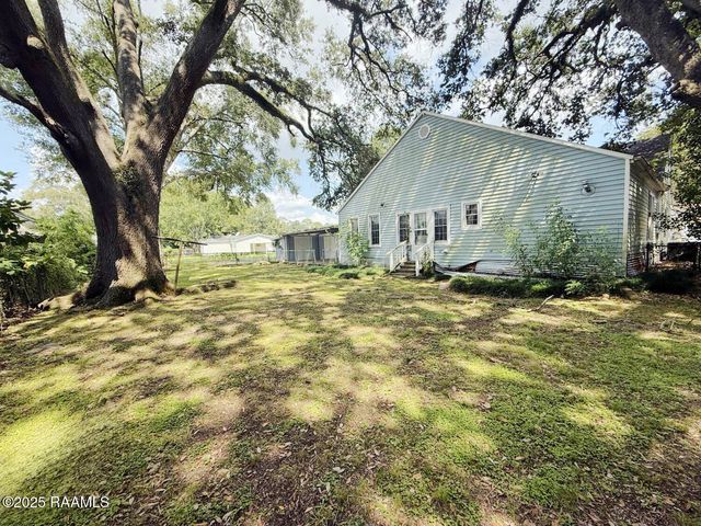 610 E Washington Street, Ville Platte, LA 70586