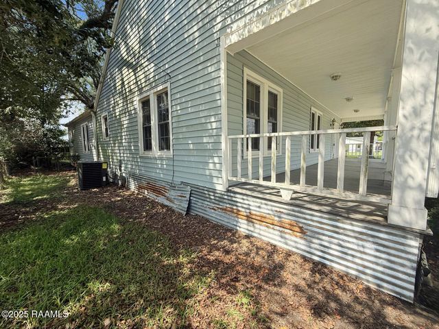 610 E Washington Street, Ville Platte, LA 70586
