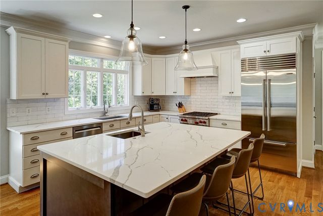 1295 Hermitage Rd, Manakin Sabot, VA 23103