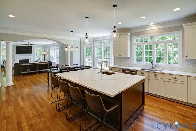 1295 Hermitage Rd, Manakin Sabot, VA 23103