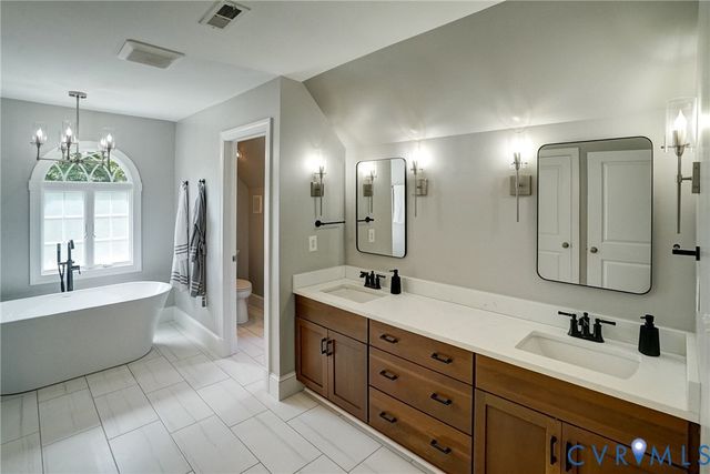 1295 Hermitage Rd, Manakin Sabot, VA 23103