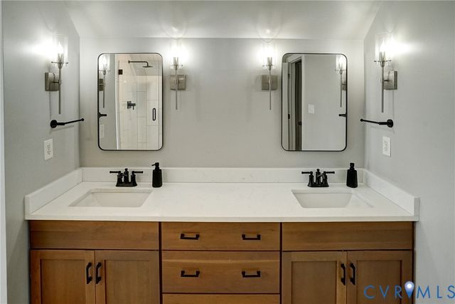 1295 Hermitage Rd, Manakin Sabot, VA 23103
