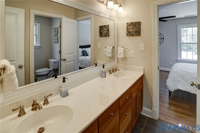 1295 Hermitage Rd, Manakin Sabot, VA 23103