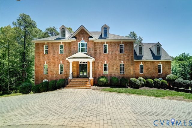 1295 Hermitage Rd, Manakin Sabot, VA 23103