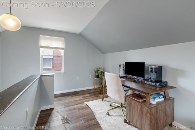 20631 Lochmoor Street, Harper Woods, MI 48225