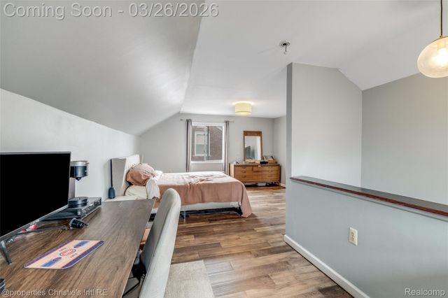 20631 Lochmoor Street, Harper Woods, MI 48225