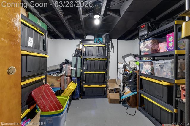 20631 Lochmoor Street, Harper Woods, MI 48225