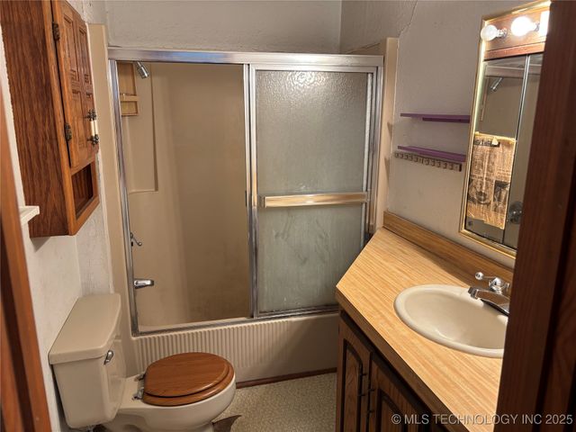 705 10th Avenue NW, Ardmore, OK 73401