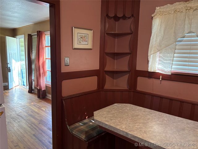 705 10th Avenue NW, Ardmore, OK 73401