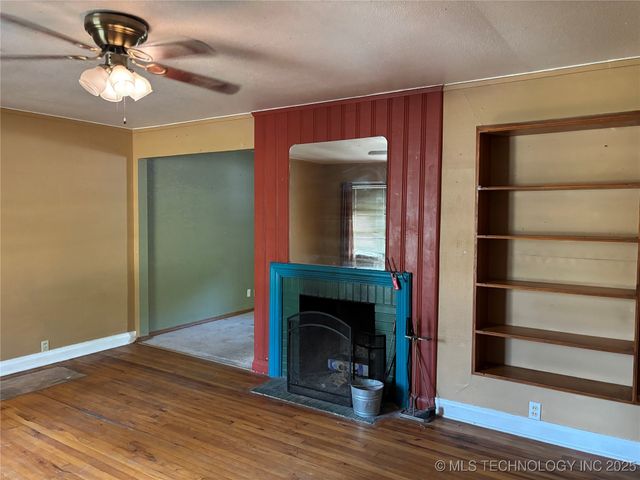 705 10th Avenue NW, Ardmore, OK 73401