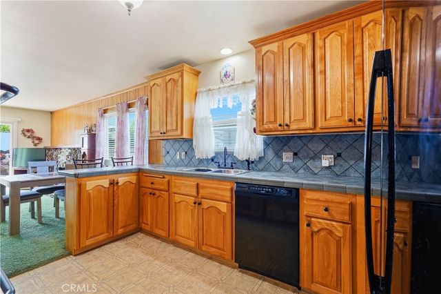 2402 Robinson, Redondo Beach, CA 90278