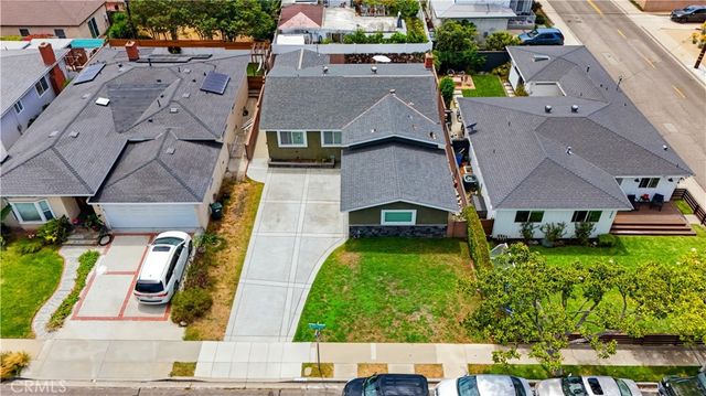 2402 Robinson, Redondo Beach, CA 90278